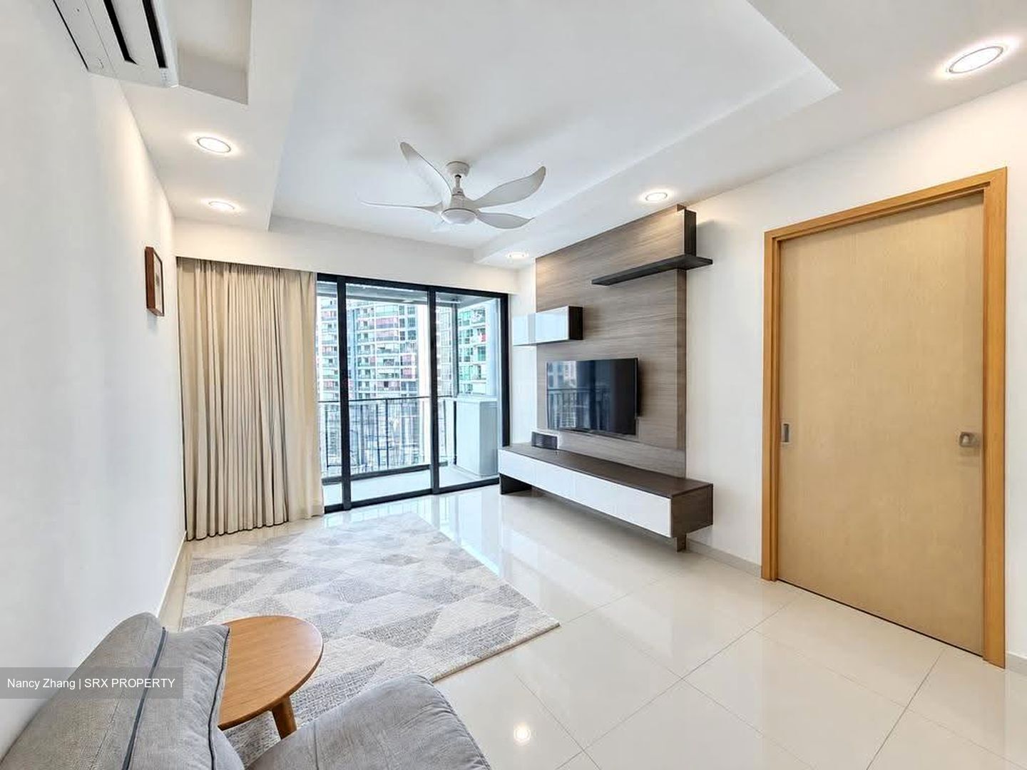 Esparina Residences (D19), Condominium #627816611